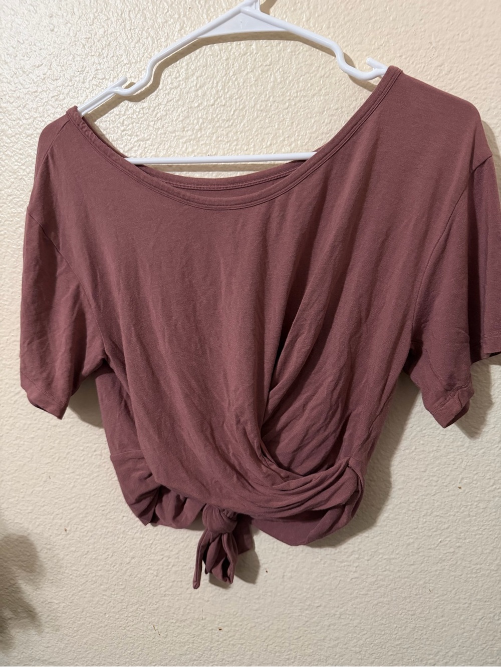 Victoria's Secret Dusty Rose Twist-Front Crop Top